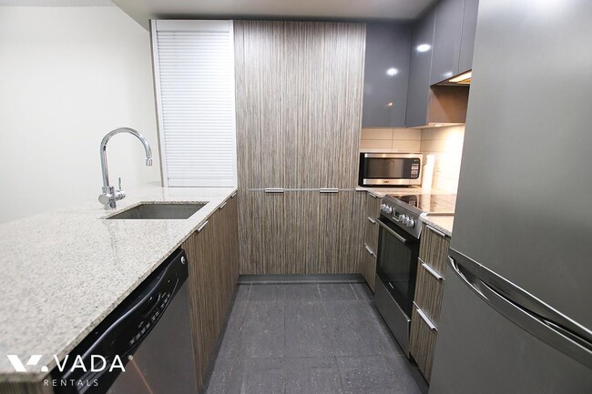 Building Photo - Richards 1 Bed Apartment Rental 508-1088 R...