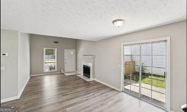 Foto del edificio - 3471 Avensong Village Cir