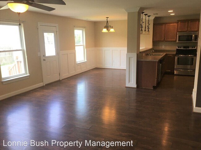 Building Photo - 3 br, 2.5 bath House - 2647 Jason Ave