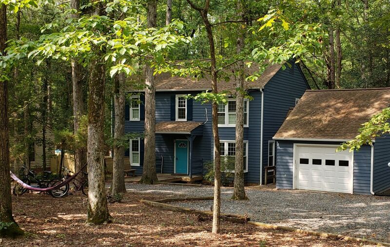 Foto principal - 3302 Fox Chase Ct