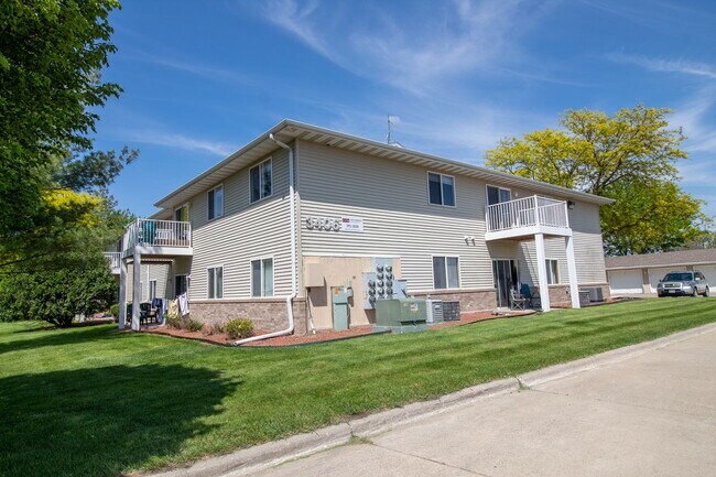 Interior Photo - 3406 Orion Dr