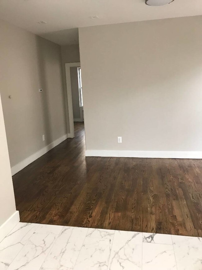 Building Photo - 1528 63rd St