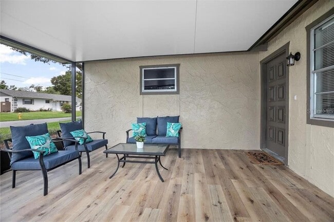 Foto del edificio - 5402 Turton Ln