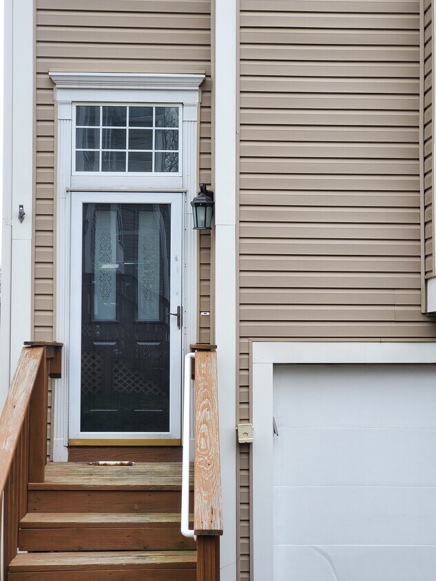 2714 Meadowcrest Ct, Wexford, PA 15090 House Rental in Wexford, PA