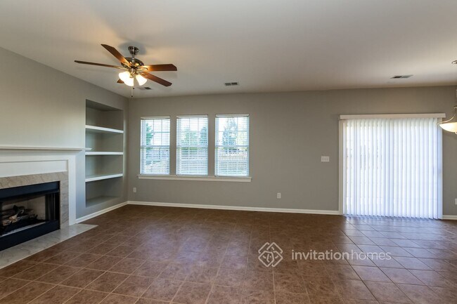 Foto del edificio - 9635 Ravenscroft Ln NW
