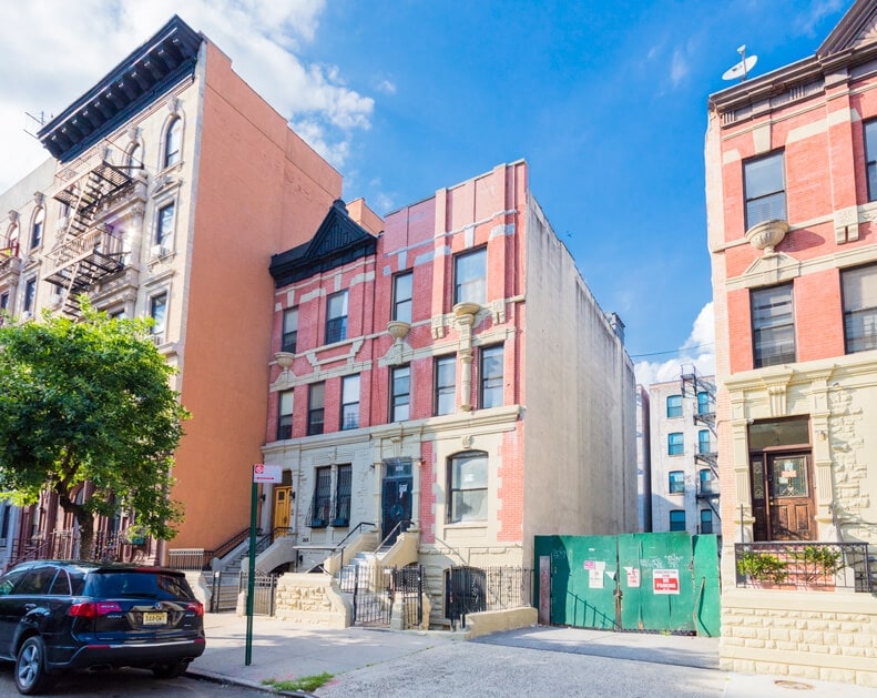 Building Photo - 263 W 113th St