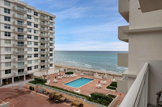 Building Photo - 4511 S Ocean Blvd