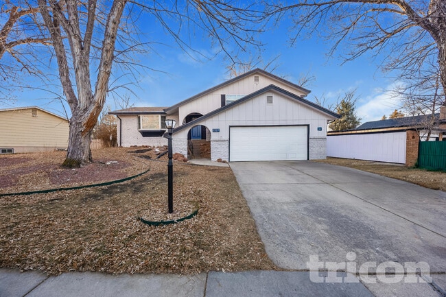 Building Photo - 1327 Kern St