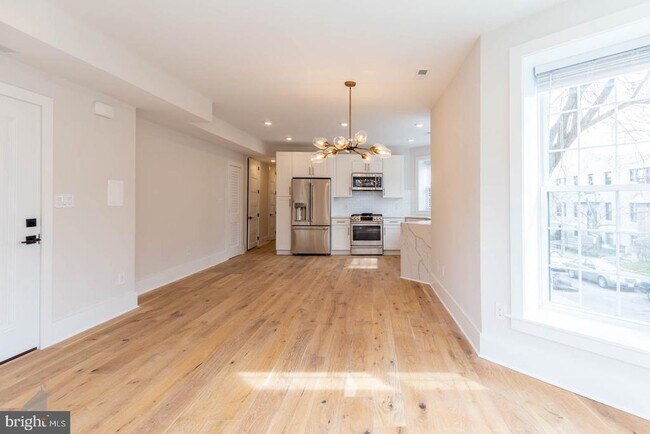 Foto del edificio - 3001 11th St NW