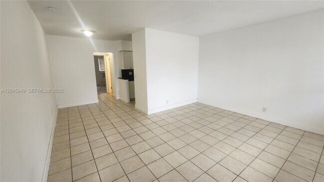Building Photo - 280 SW 11th Ave