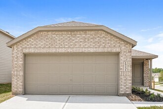 Building Photo - 15231 Abella Dr