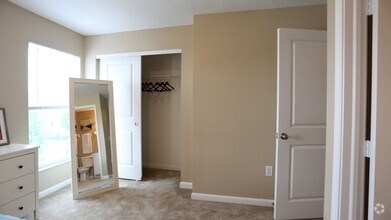 Second Bedroom - LC Gahanna
