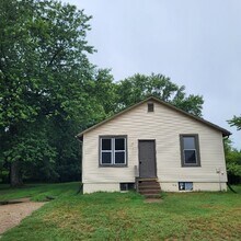 Building Photo - 318 Margarete Ave