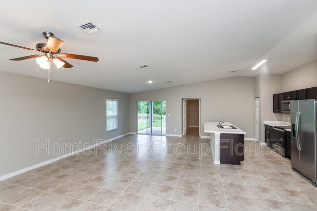 Foto del edificio - 1011 Ray Rd SE