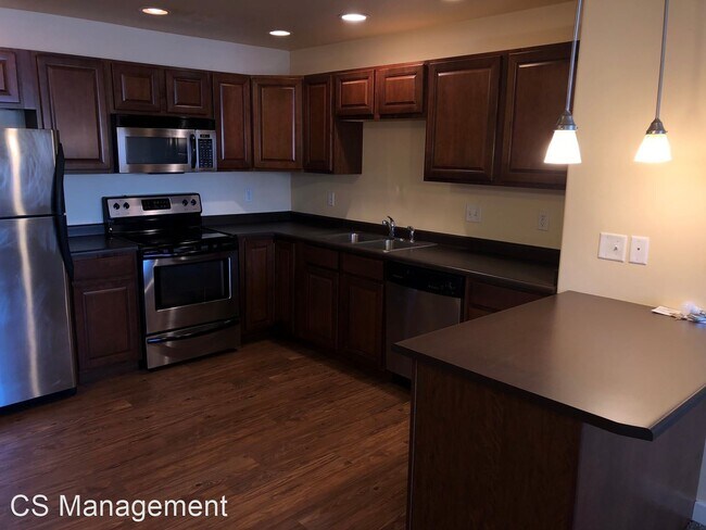 Building Photo - 2240 Baxter Ln