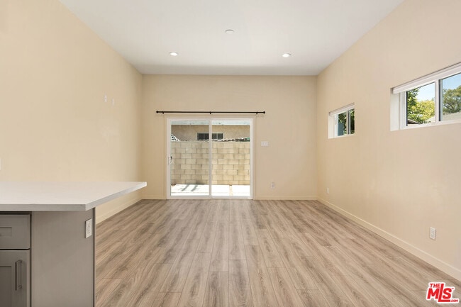 Building Photo - 3500 1/2 La Clede Ave