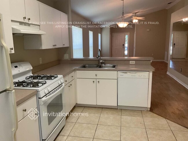 Building Photo - 6424 Coral Creek Ct