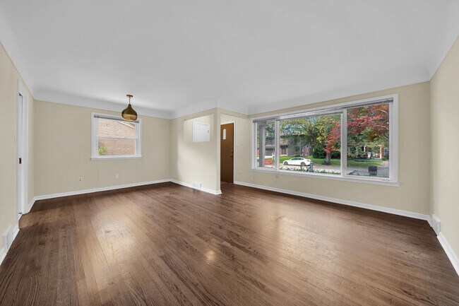 Foto del edificio - 1528 Bowers St