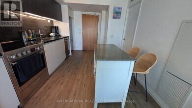 Building Photo - 85 Queens Wharf Rd