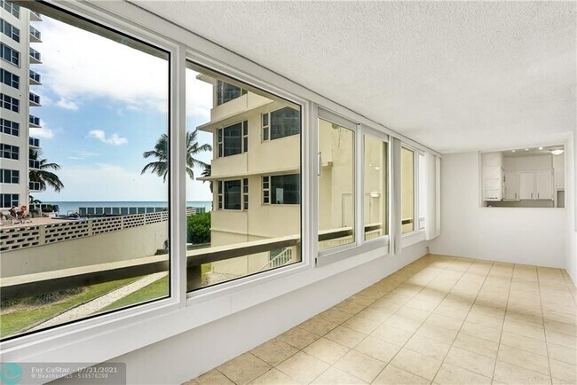 Building Photo - 3600 Galt Ocean Dr