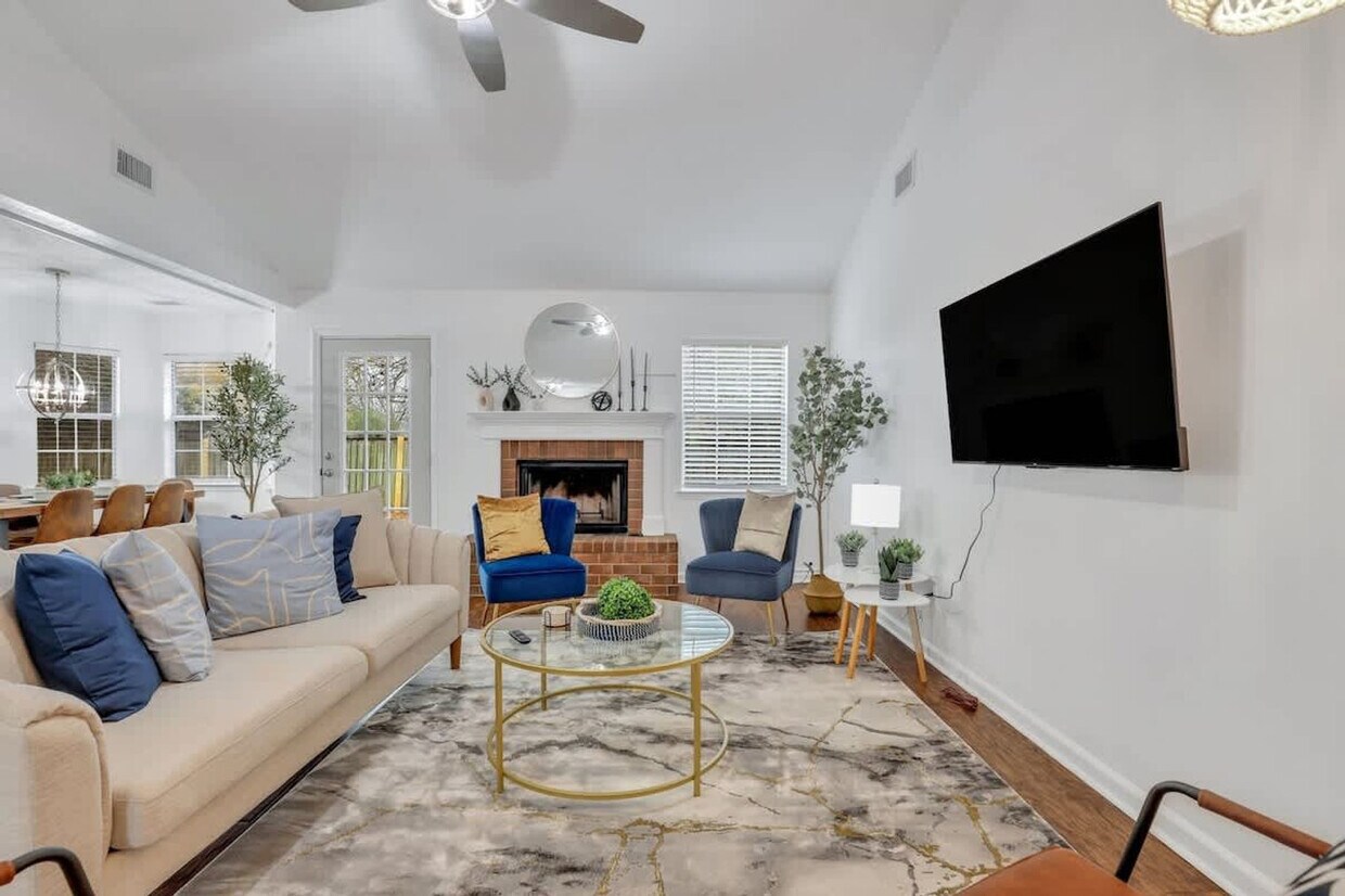 Foto principal - 286 Teal Lake Dr