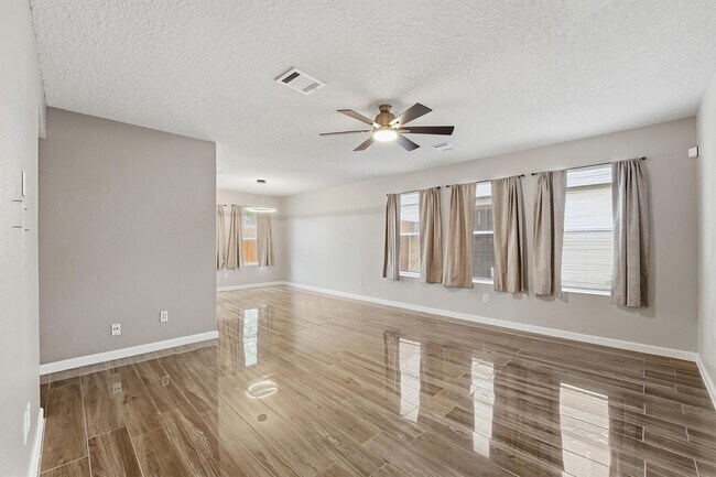 Foto del edificio - 15403 Apple Bloom Way