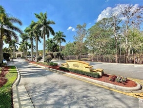 Building Photo - 3533 Merrick Ln