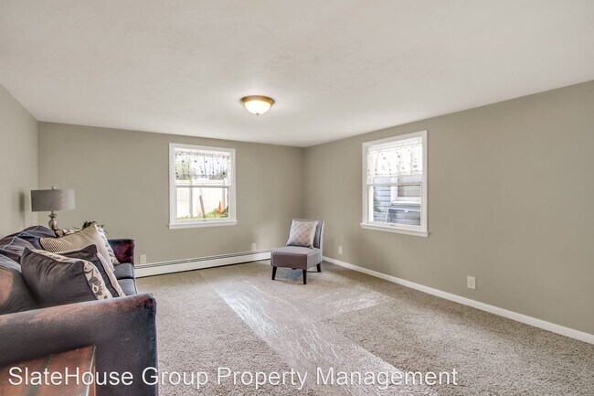 Building Photo - 3 br, 1 bath House - 55 Breckenridge St