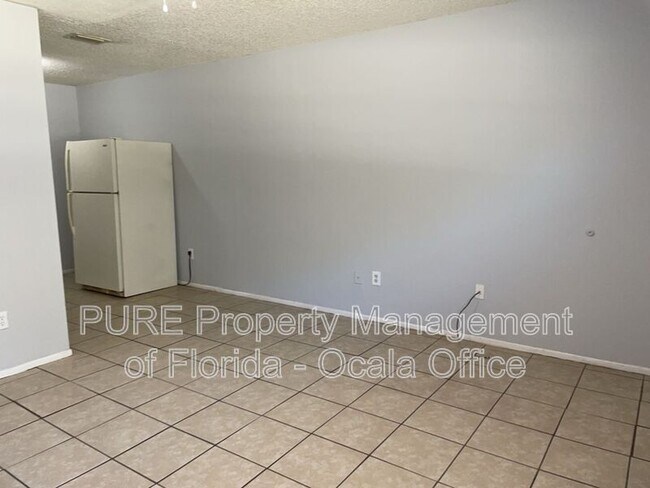Building Photo - 381 NW 59 Ct