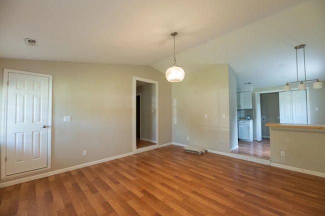 Building Photo - Charming 3 bedroom, 2 bathroom in Winston ...
