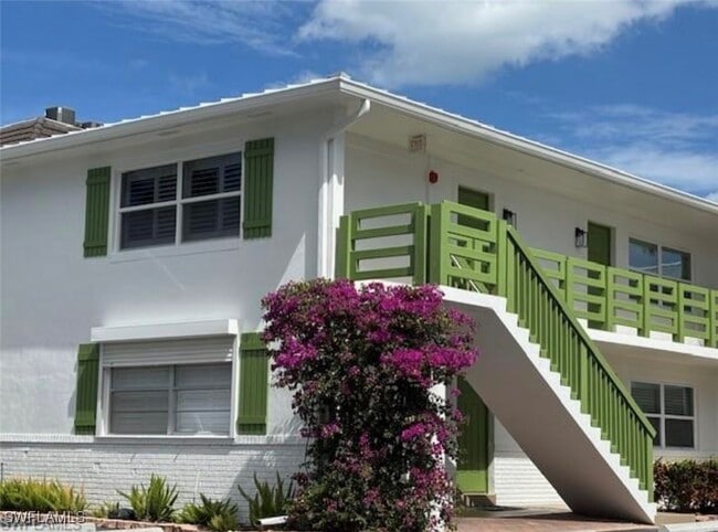 Foto del edificio - 975 9th Ave S
