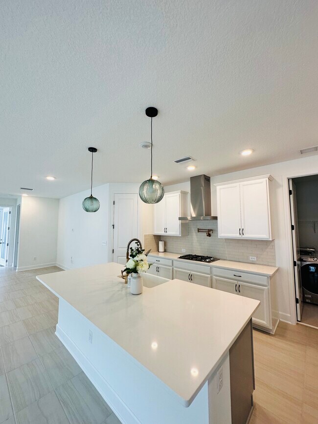 Foto del edificio - 207 Chalet Ct