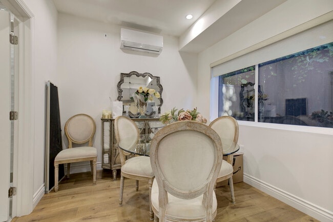 Building Photo - 5206 Goodland Ave