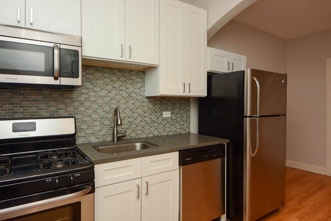 Foto del edificio - 2326 N Rockwell St