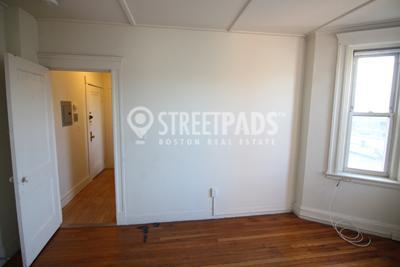 Foto del edificio - bedroom in Boston MA 02215