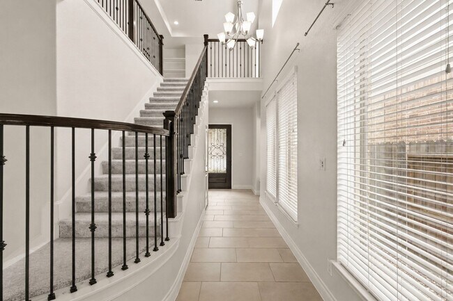 Foto del edificio - 9527 Scanlan Heights Ln
