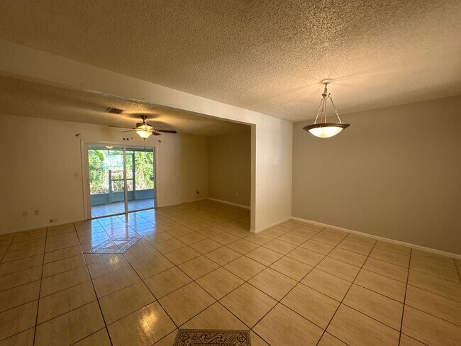 Foto del edificio - Fabulous 3 Bedroom, 2 Bathroom Home in Win...