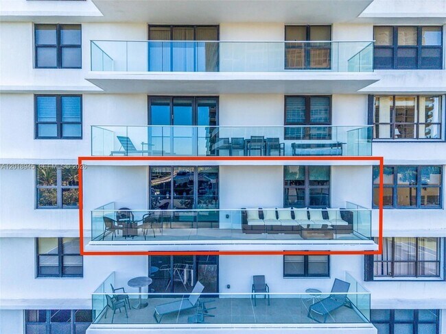 Building Photo - 9801 Collins Ave