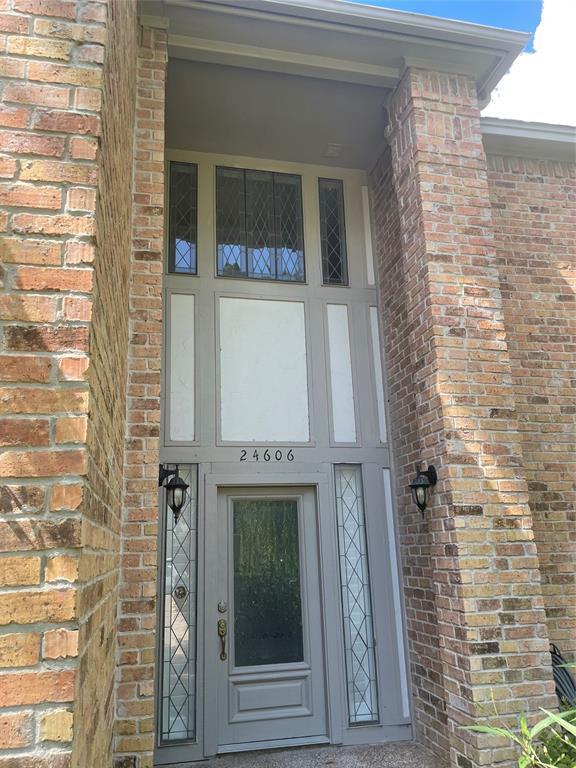 Foto del edificio - 24606 Mt Auburn Dr