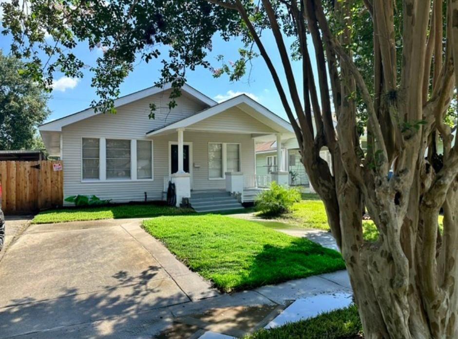 Primary Photo - 4534 Rusk St
