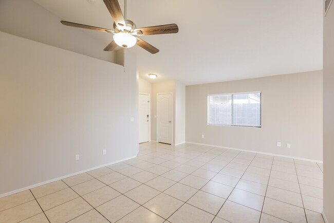 Building Photo - 2838 S 64th Dr