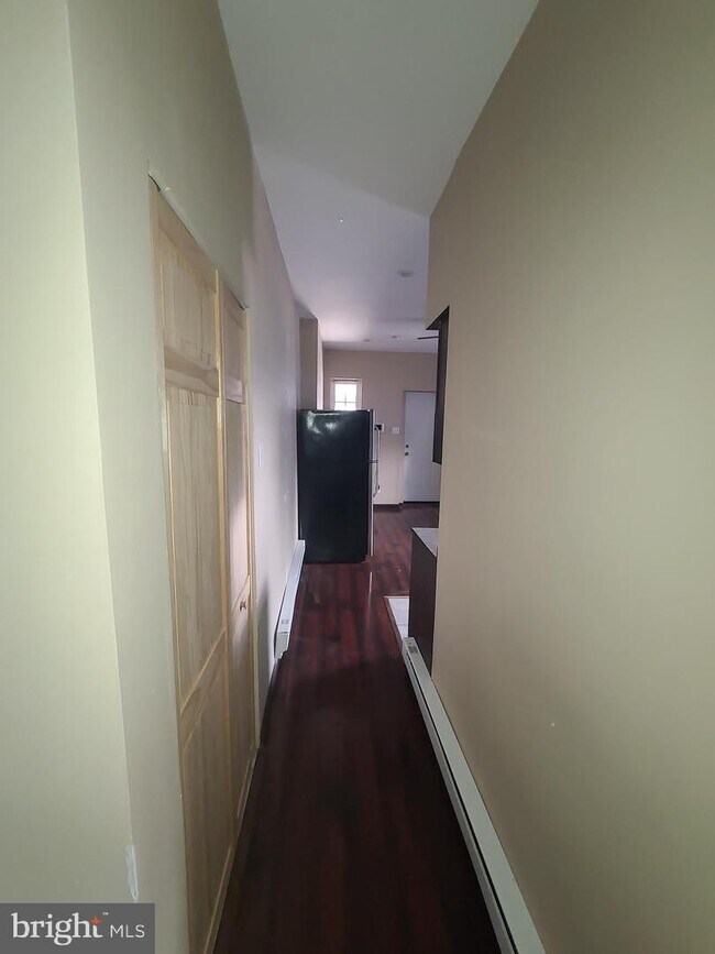 Foto del edificio - 3 N 50th St