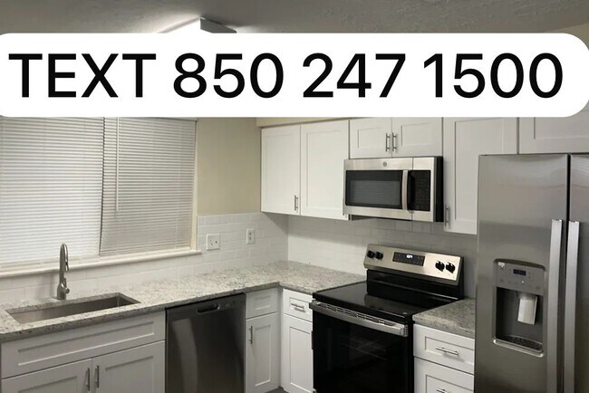 Foto del edificio - 1712 Greendale Dr