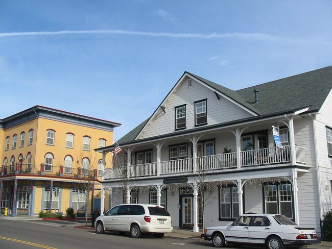 Primary Photo - Town Green Village