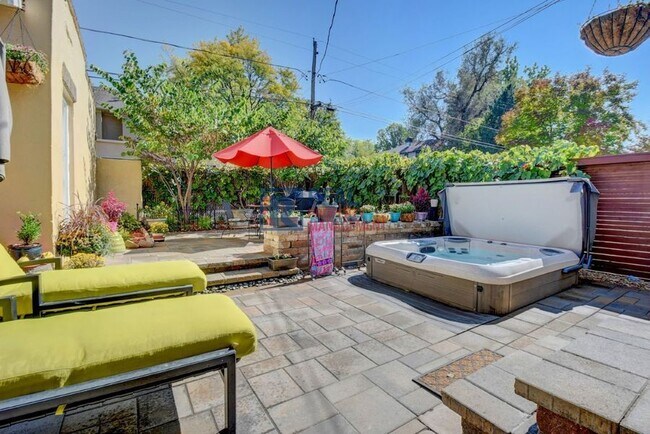 Foto del edificio - 594 S Ogden St