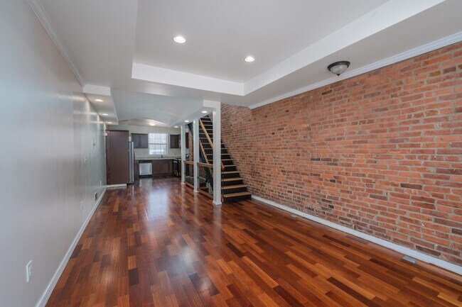 Foto del edificio - 3218 E Lombard St