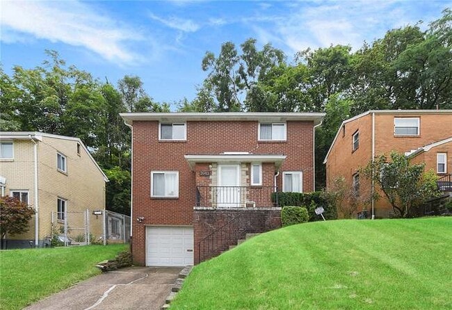Building Photo - 3943 Boulevard Dr