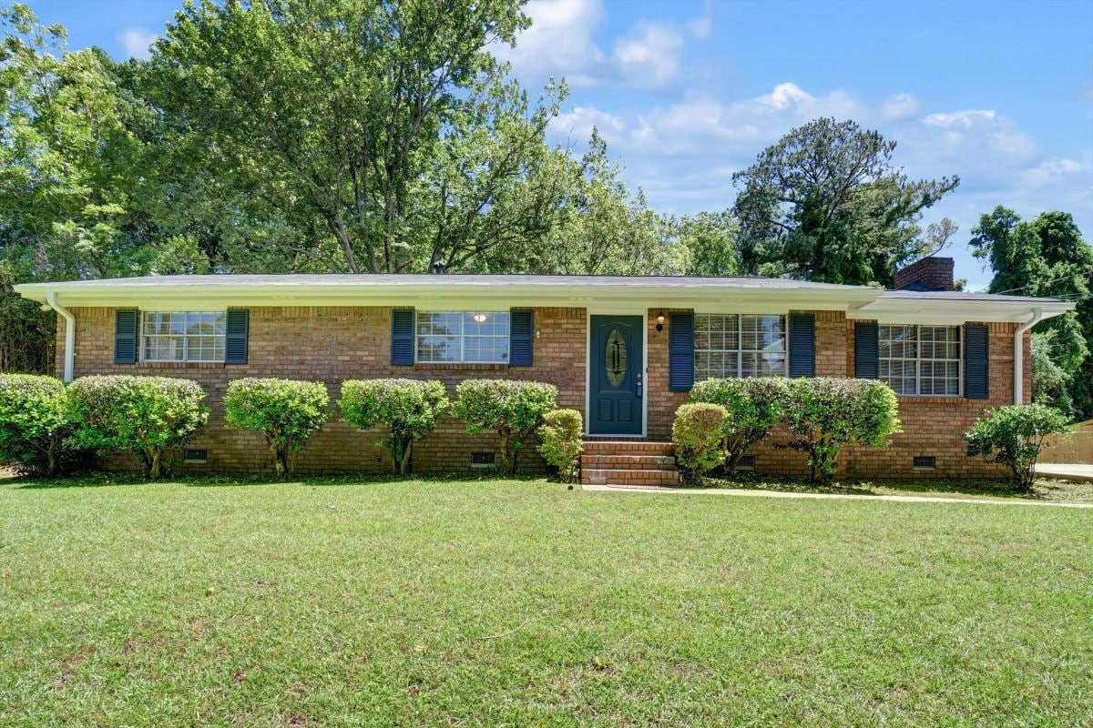 Primary Photo - 606 Evergreen Dr