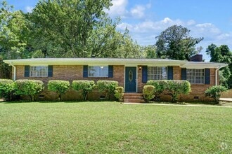 Building Photo - 606 Evergreen Dr