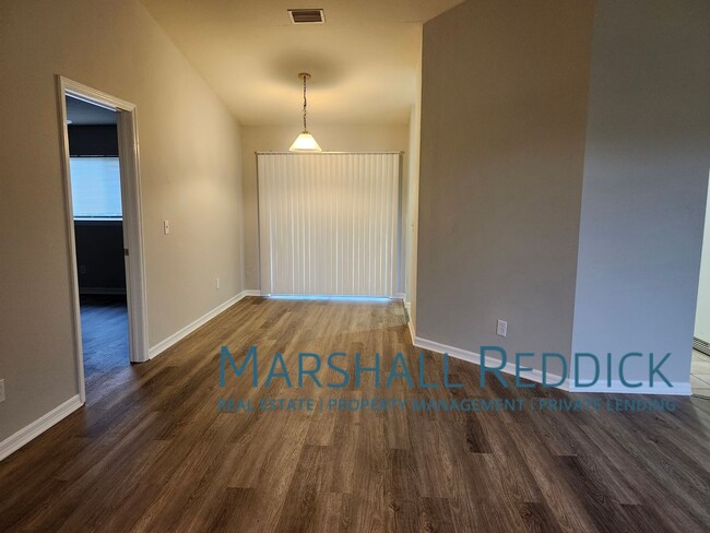 Foto del edificio - 4401-4403 22nd St SW